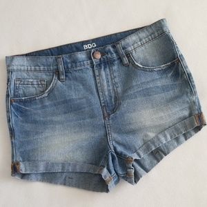 EUC BDG Denim Short Size 26